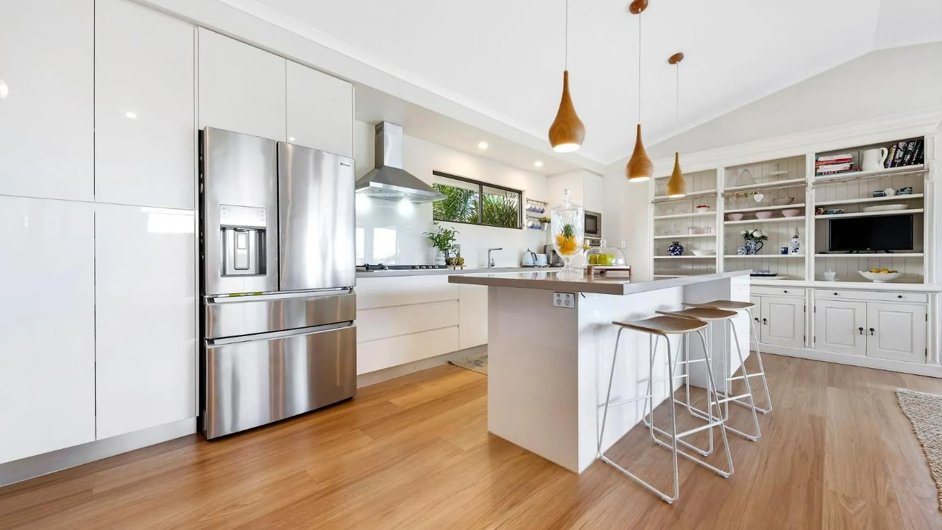 Holiday home Luxurious Waterfront 5 Bedroom Coastal Retreat On Amarina Mooloolaba Australia